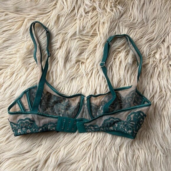 I.D SARRIERI LINGERIE SET 32D Small - Picture 3 of 6